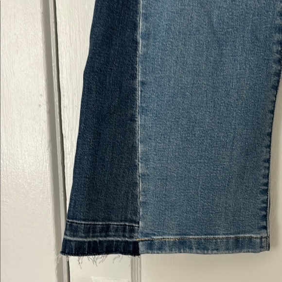 NWT Gap High Rise Patched '70s Flare Jeans - Picture 6 of 10